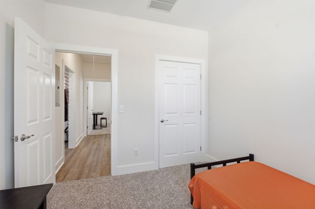 2617 Herman St, Nashville, TN 37208