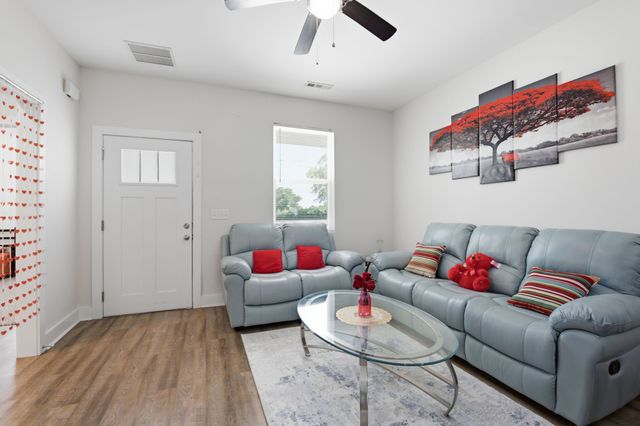 2617 Herman St, Nashville, TN 37208