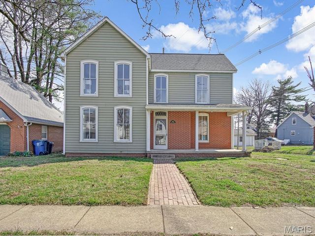 218 N Hesperia Street, Collinsville, IL 62234