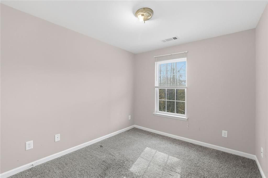 Image 18 of property listing at 2851 Snapfinger Manor, Decatur, GA 30035