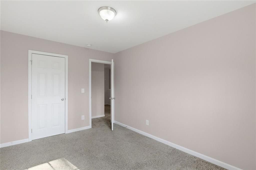 Image 20 of property listing at 2851 Snapfinger Manor, Decatur, GA 30035