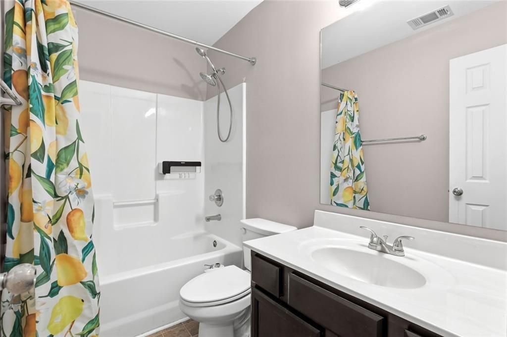 Image 22 of property listing at 2851 Snapfinger Manor, Decatur, GA 30035