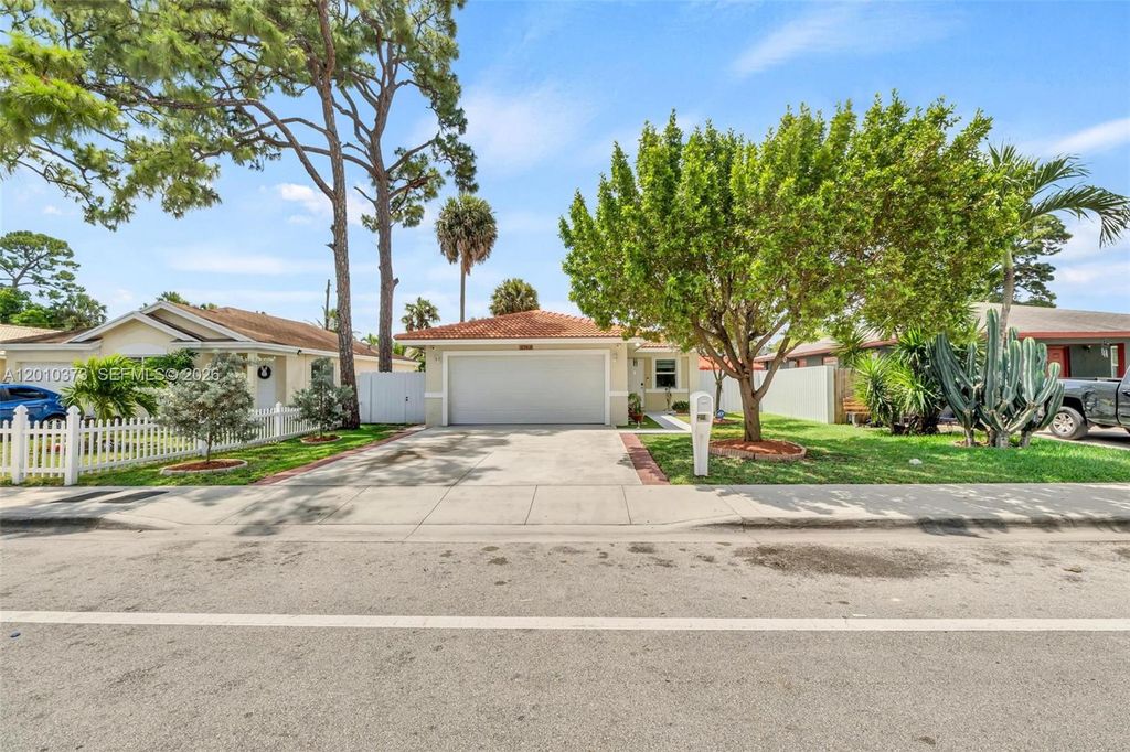 2762 NW 9th Court, Fort Lauderdale, FL 33311