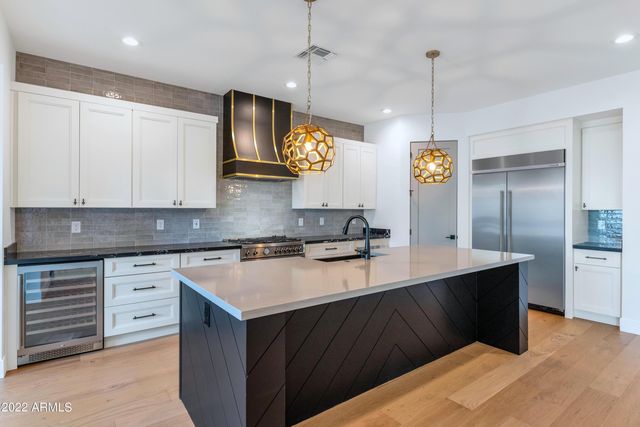 4518 N 39th Street, Phoenix, AZ 85018
