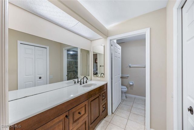 28064 Cavendish CT 2401, Bonita Springs, FL 34135