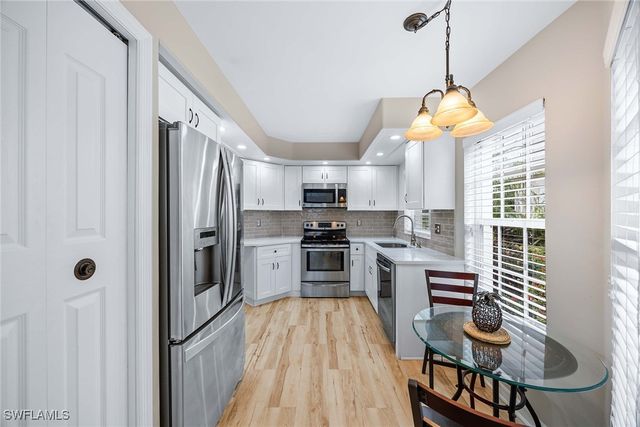 28064 Cavendish CT 2401, Bonita Springs, FL 34135