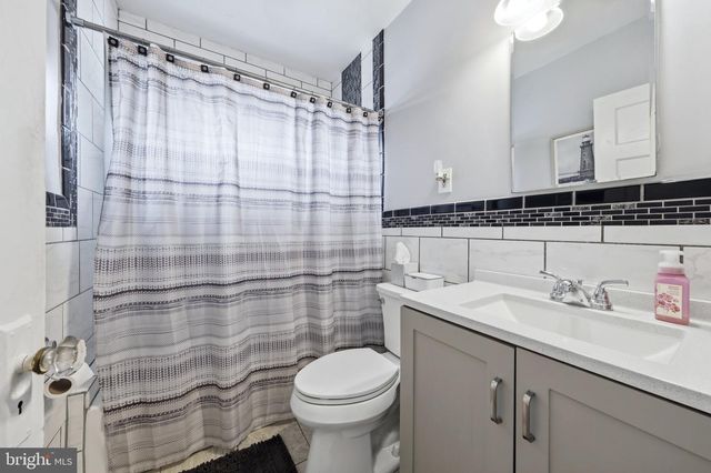 106 N HARVARD AVE, Ventnor City, NJ 08406