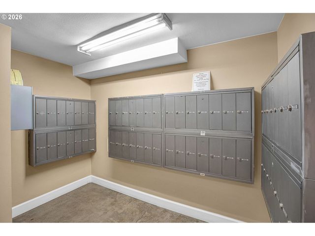 1205 Sw CARDINELL Dr 706, Portland, OR 97201