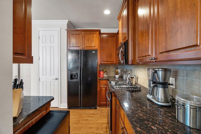 2548 Corbeau Drive, Irving, TX 75038