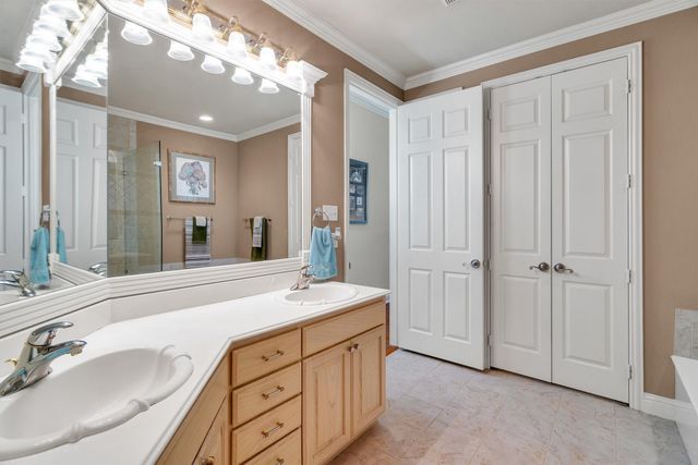 2548 Corbeau Drive, Irving, TX 75038