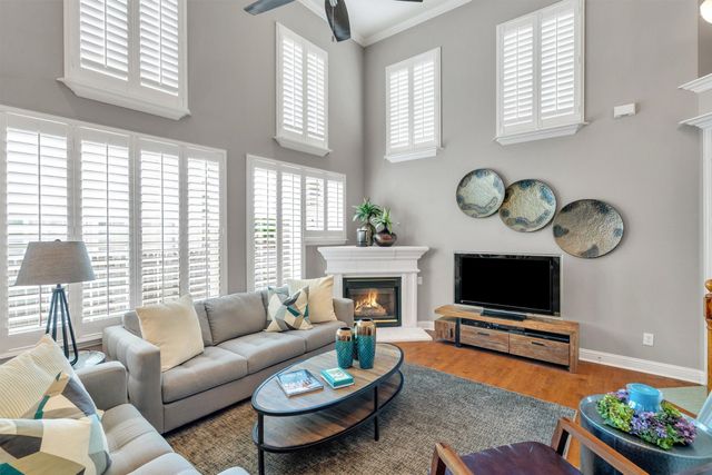 2548 Corbeau Drive, Irving, TX 75038