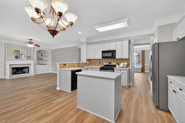 6479 Mobilis Court, Sugar Hill, GA 30518