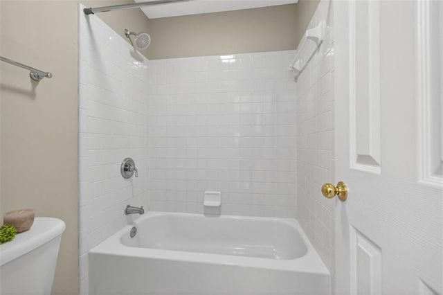 6479 Mobilis Court, Sugar Hill, GA 30518