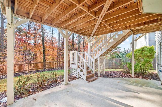 6479 Mobilis Court, Sugar Hill, GA 30518