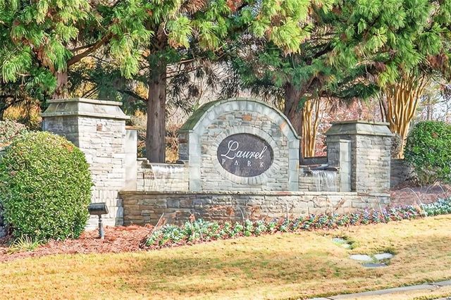 6479 Mobilis Court, Sugar Hill, GA 30518