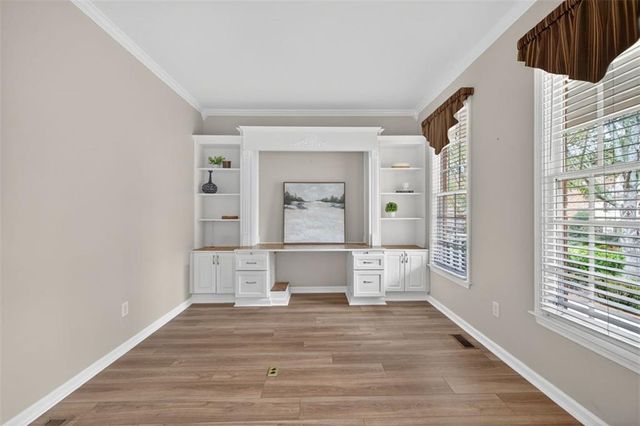 6479 Mobilis Court, Sugar Hill, GA 30518