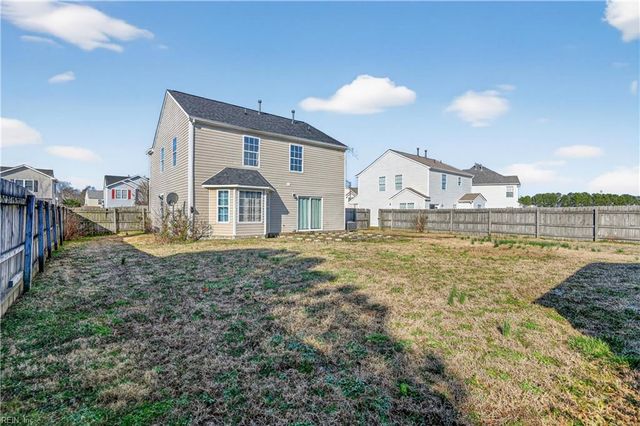 202 Friar CT, Suffolk, VA 23434