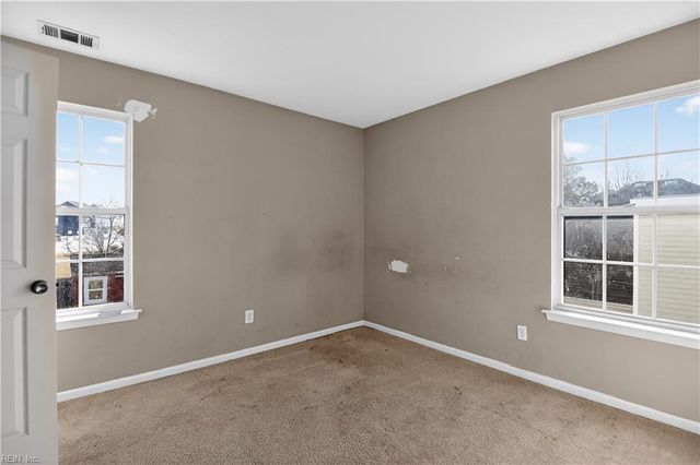 202 Friar CT, Suffolk, VA 23434