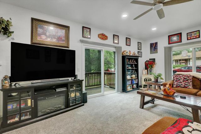 17730 Minnow Way, Penn Valley, CA 95946