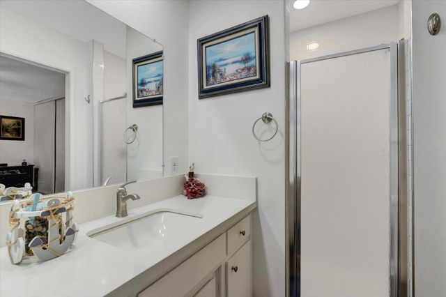 17730 Minnow Way, Penn Valley, CA 95946