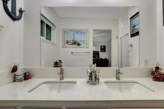 17730 Minnow Way, Penn Valley, CA 95946