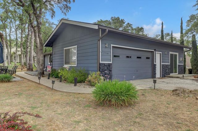17730 Minnow Way, Penn Valley, CA 95946