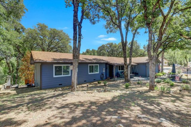 17730 Minnow Way, Penn Valley, CA 95946