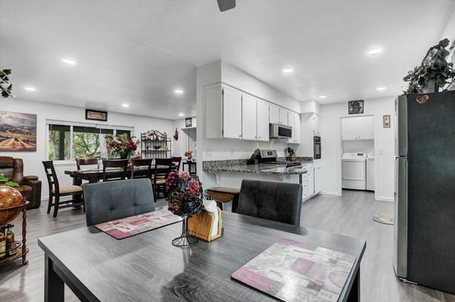 17730 Minnow Way, Penn Valley, CA 95946