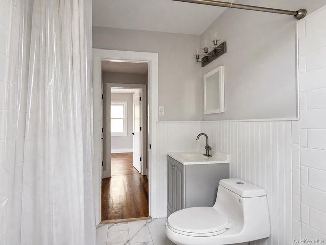 15 Berkshire Road, Merrick, NY 11566