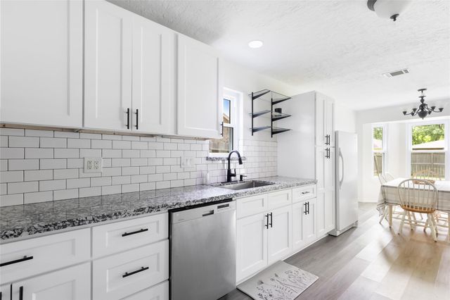 17502 Morning Star Avenue, Crosby, TX 77532