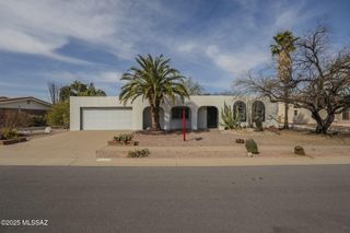 653 N Avenida Tortuga, Green Valley, AZ 85614