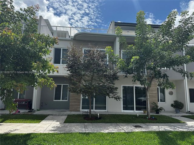 25767 SW 144th Ave, Homestead, FL 33032