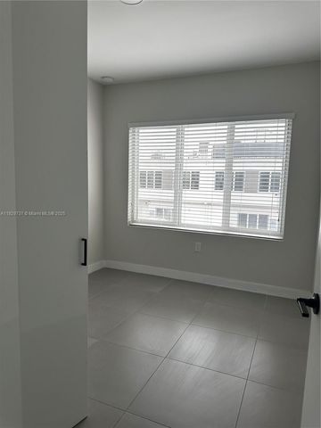 25767 SW 144th Ave, Homestead, FL 33032