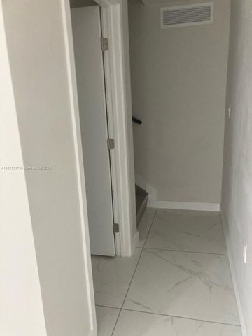 25767 SW 144th Ave, Homestead, FL 33032