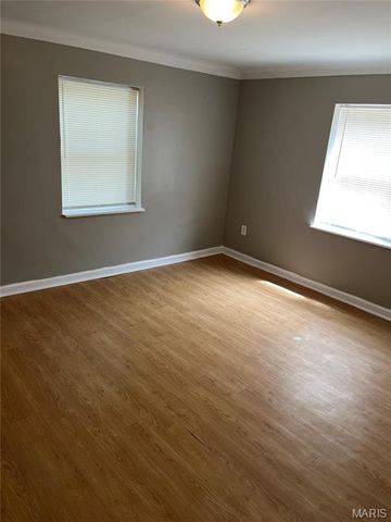 3253 Coles Avenue, St Louis, MO 63114