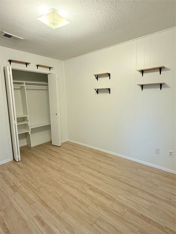 2707 Mark Twain Drive, Farmers Branch, TX 75234