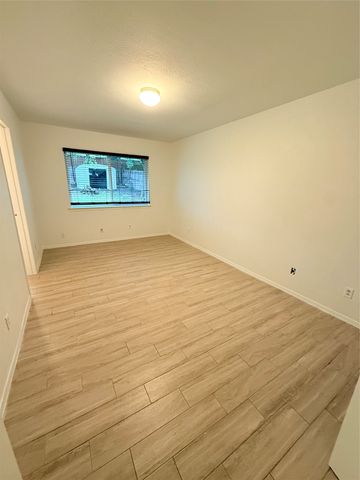 2707 Mark Twain Drive, Farmers Branch, TX 75234