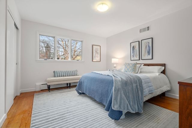 520 Clinton Road, Brookline, MA 02467