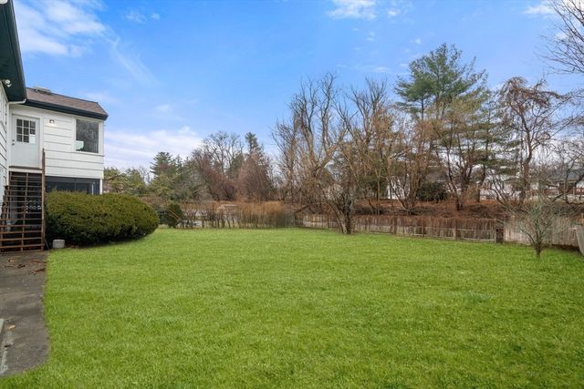 520 Clinton Road, Brookline, MA 02467