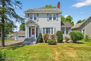5 Hillview Avenue, East Greenbush, NY 12144
