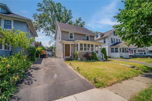 199 Haviland Park, Greece, NY 14616