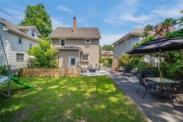 199 Haviland Park, Greece, NY 14616