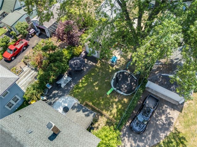 199 Haviland Park, Greece, NY 14616