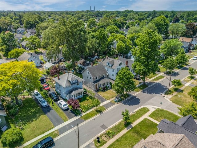 199 Haviland Park, Greece, NY 14616