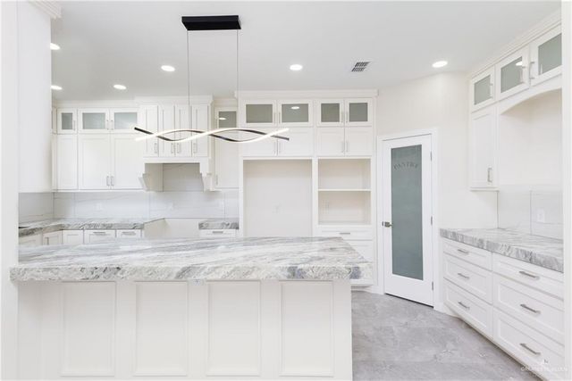 9226 N 25th Lane, Mcallen, TX 78504