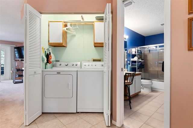 110 PINE HOLLOW DRIVE 110, Englewood, FL 34223