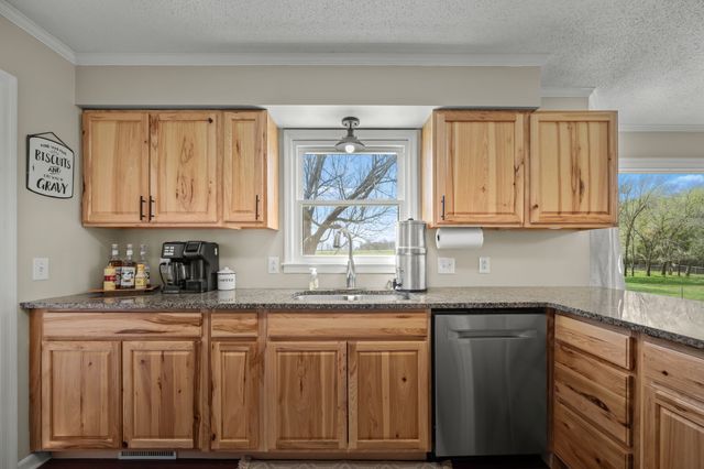 142 Summerset Pl, Estill Springs, TN 37330