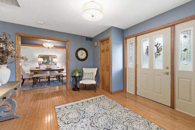 2911 Wildlife LANE, Richfield, WI 53076