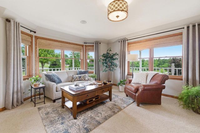 2911 Wildlife LANE, Richfield, WI 53076