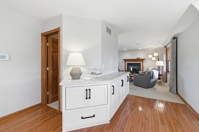 2911 Wildlife LANE, Richfield, WI 53076